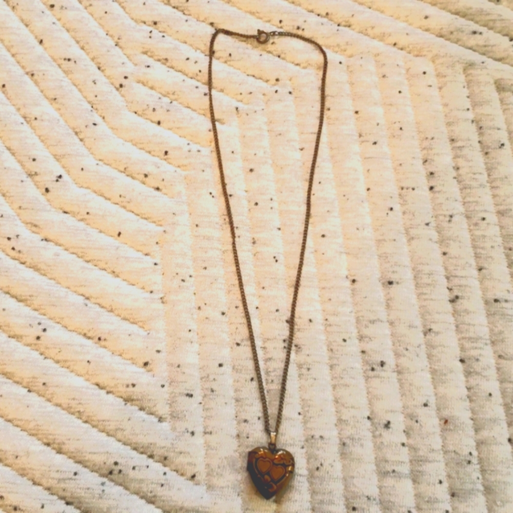Heart locket necklace
